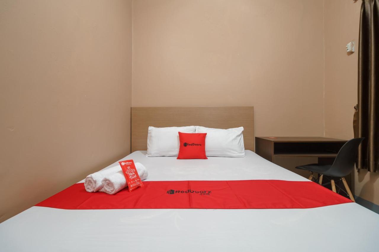 Reddoorz Syariah Near Siloam Hospitals Bulak Kapal Hotel Bekasi Luaran gambar